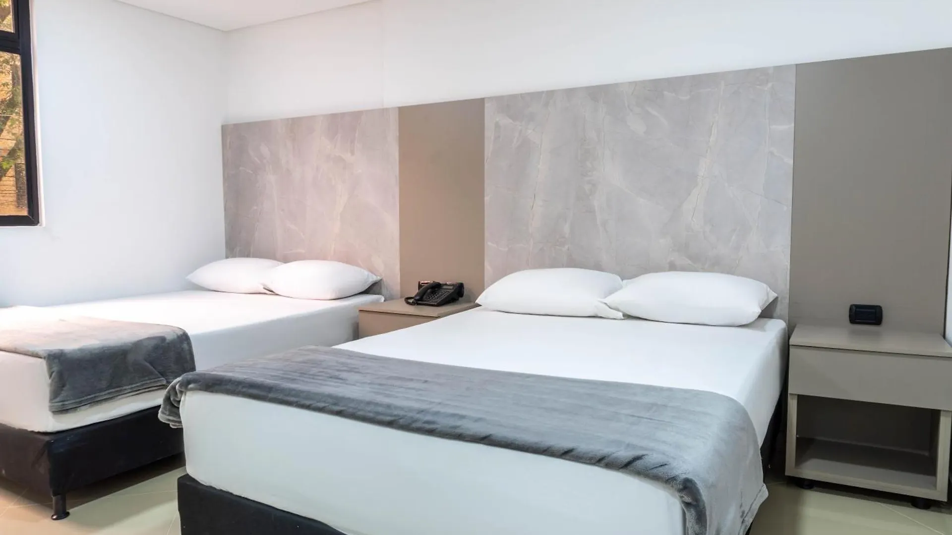 Estadio Hotel Medellin 3*,