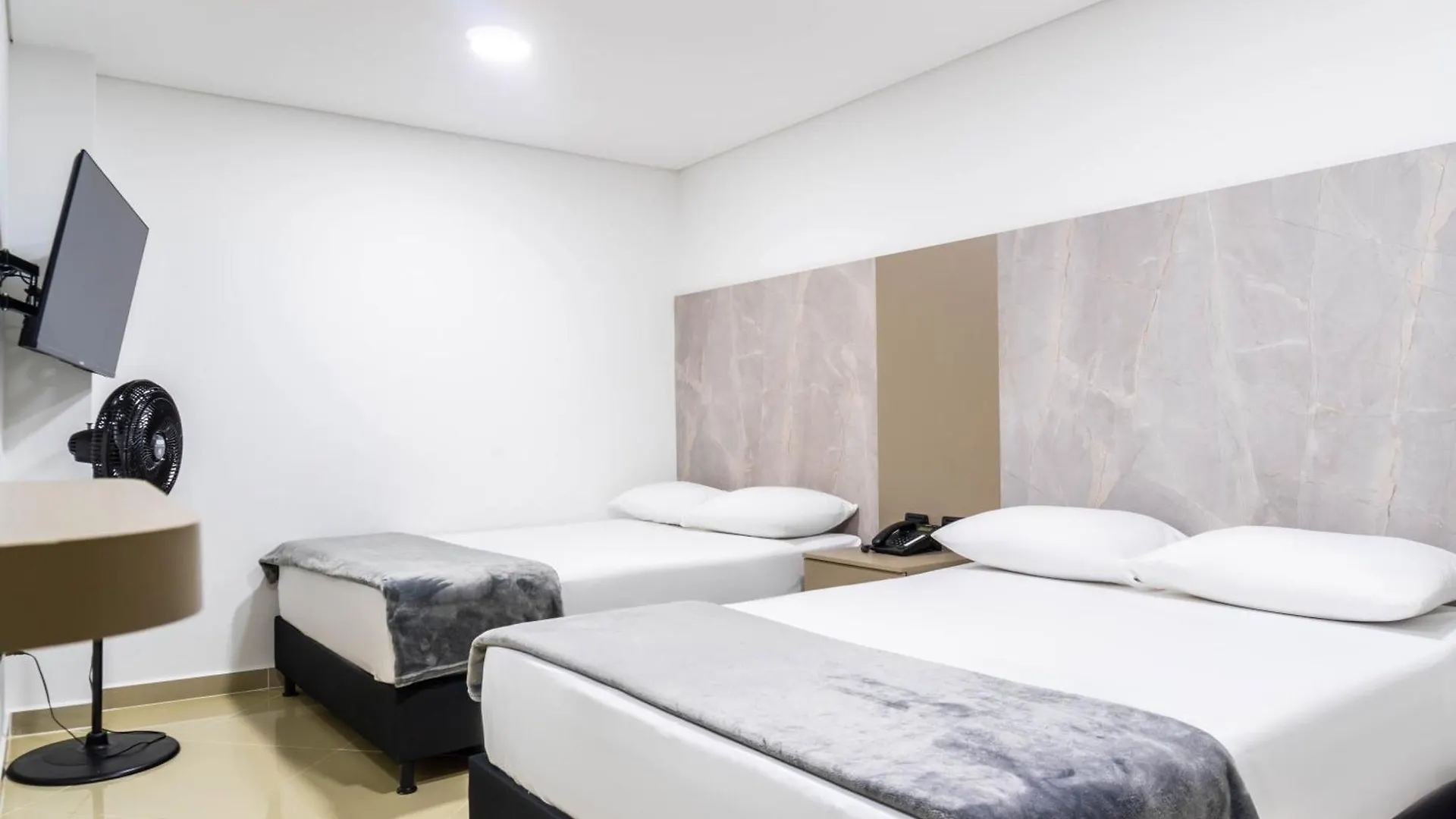***  Estadio Hotel 메딜린 콜롬비아