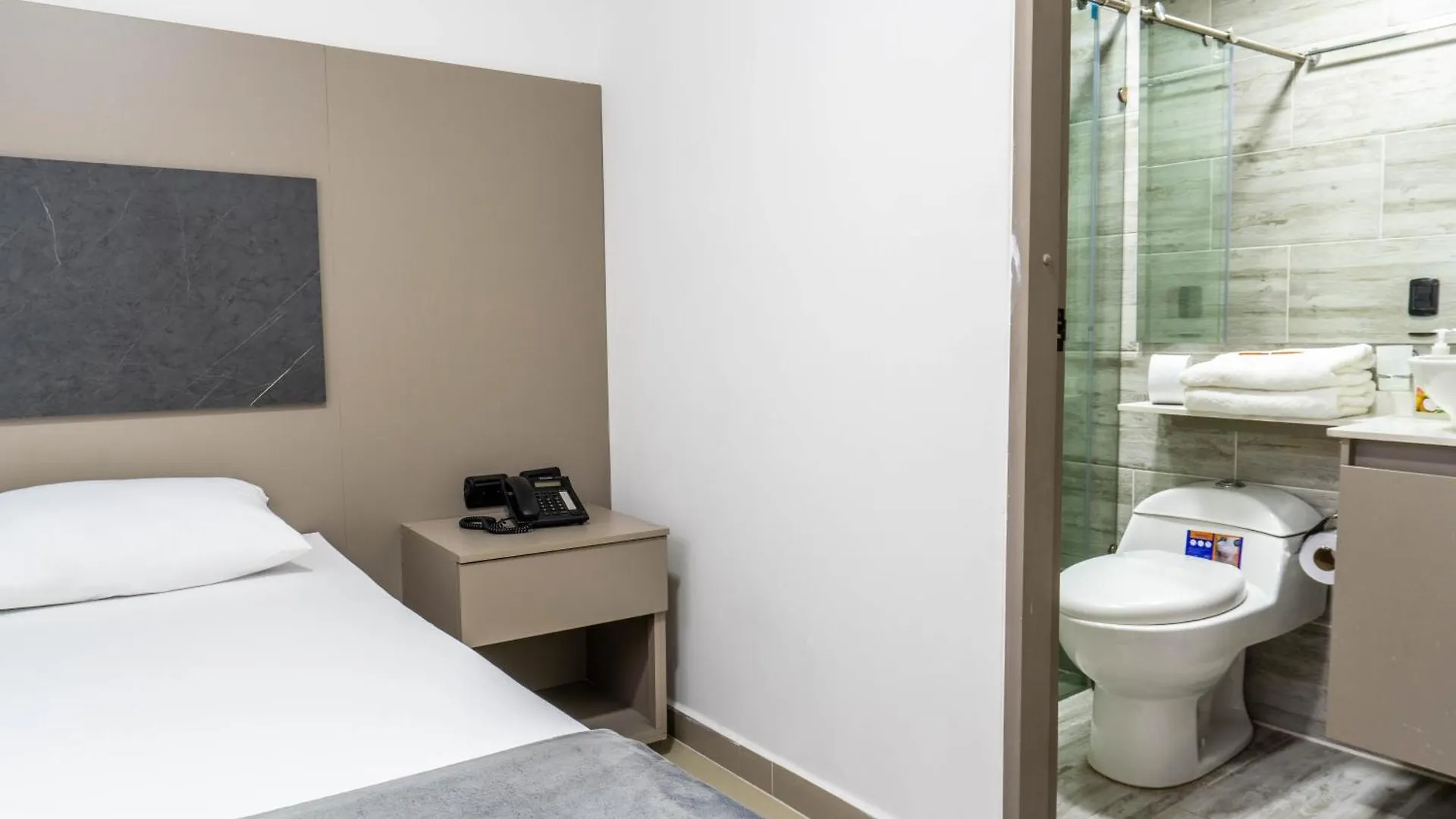 Estadio Hotel 메딜린